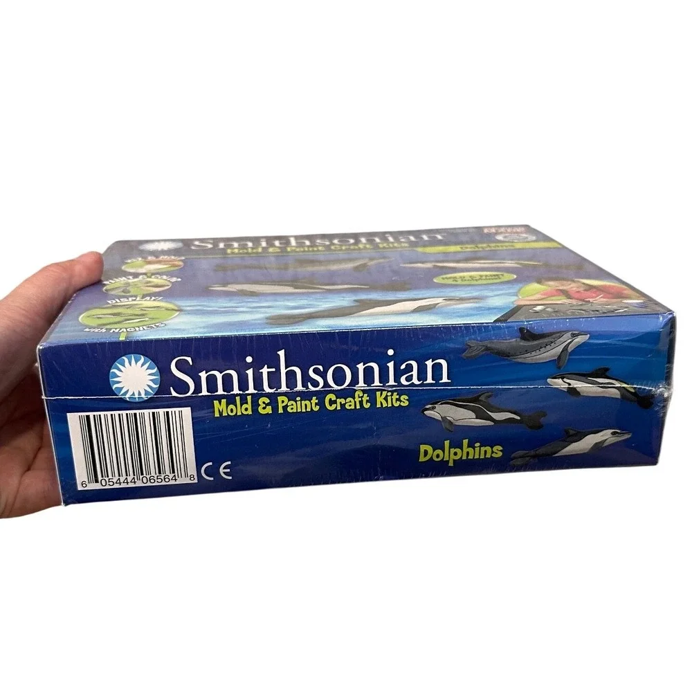 Smithsonian mold paint